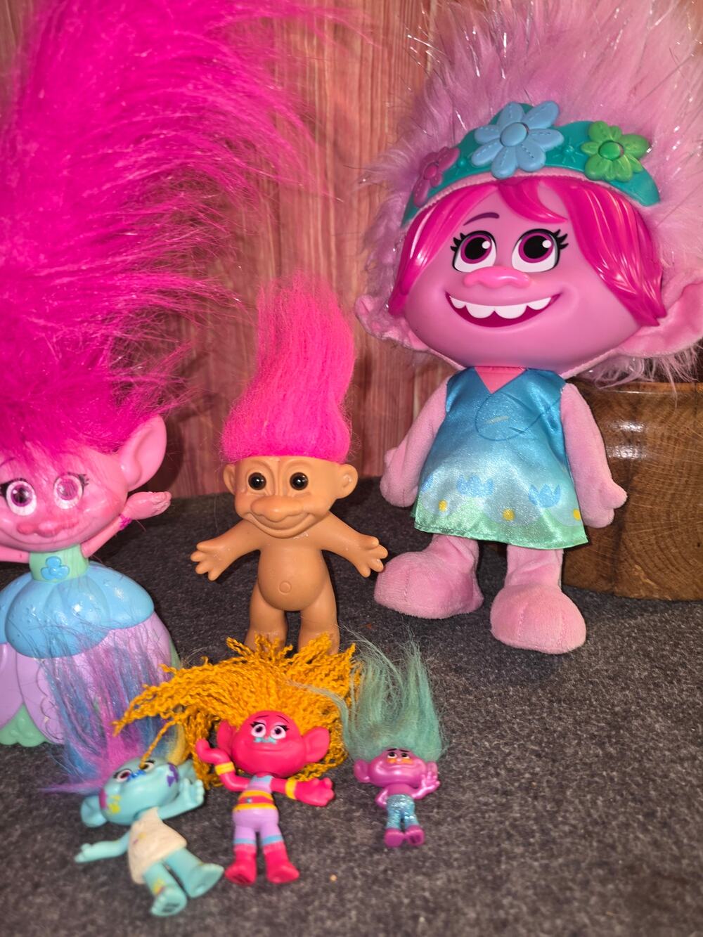 DreamWorks Trolls Poppy Figure Plush Doll Lot Huge Pink Hair Vintage Mini Troll